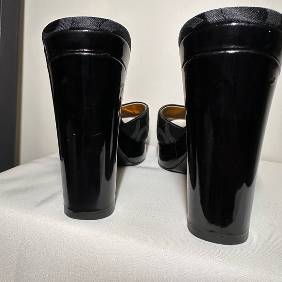 COACH Judith Platform slides 9B - Picture 5 of 9